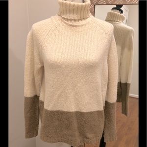 VINCE KNIT SWEATER